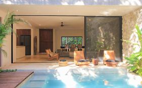 Elegant Boho Style Villa Jungle Views In Rooftop Deck & Outstanding Raw Pool In Holistika